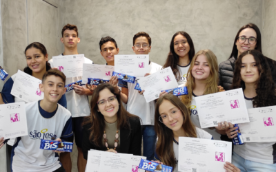 Alunos do Colégio São José são premiados na Olimpíada Nacional de História do Brasil